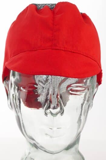 Боне - червено с черен тюл