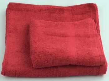 Хавлиена кърпа 100% памук, малина, 70х140/450 г/м2